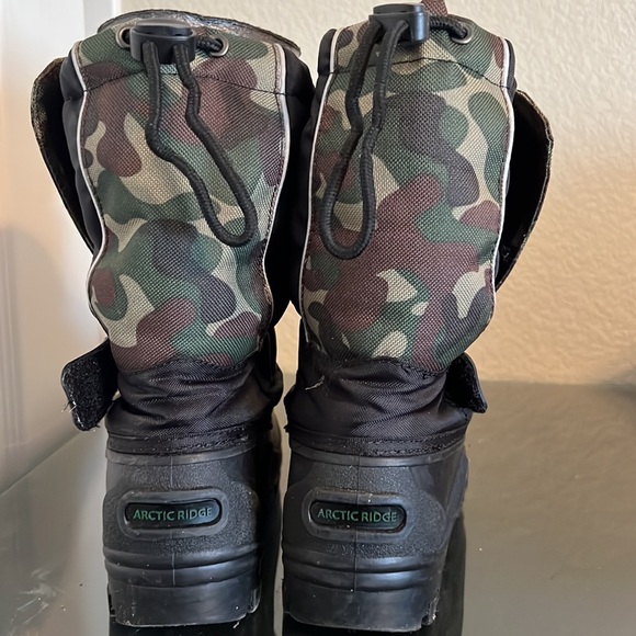 Snow boots - Picture 2 of 7